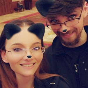 Meet your Posher, Kela